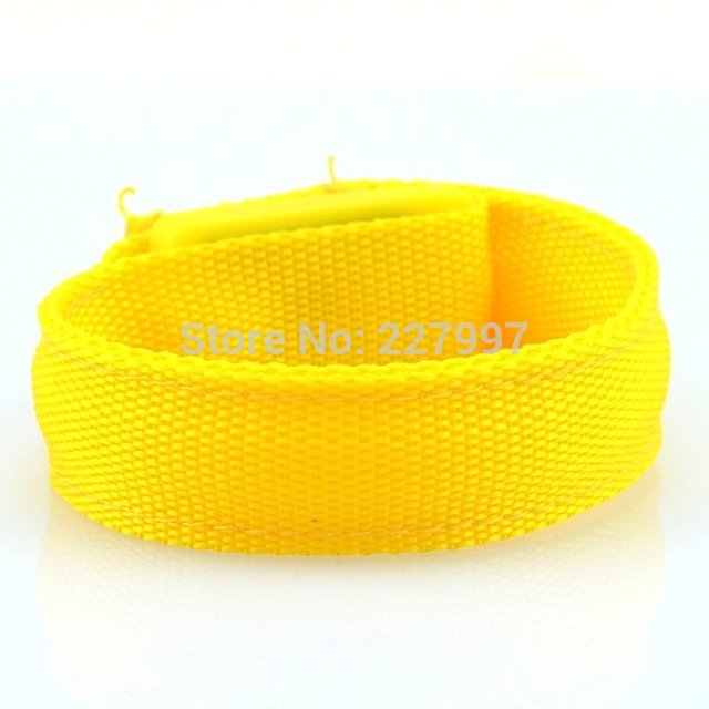 1000pcs LED bracelets flashing - Running Gear Of The Year recension och pris