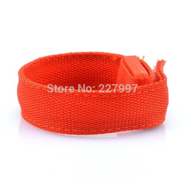 1000pcs LED bracelets flashing - Running Gear Of The Year recension och pris